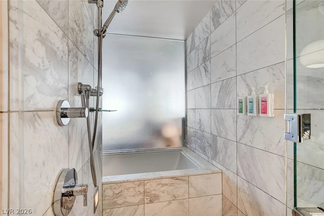 4381 West Flamingo Road 1218 — photo 5
