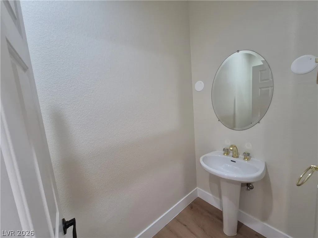 Photo 29