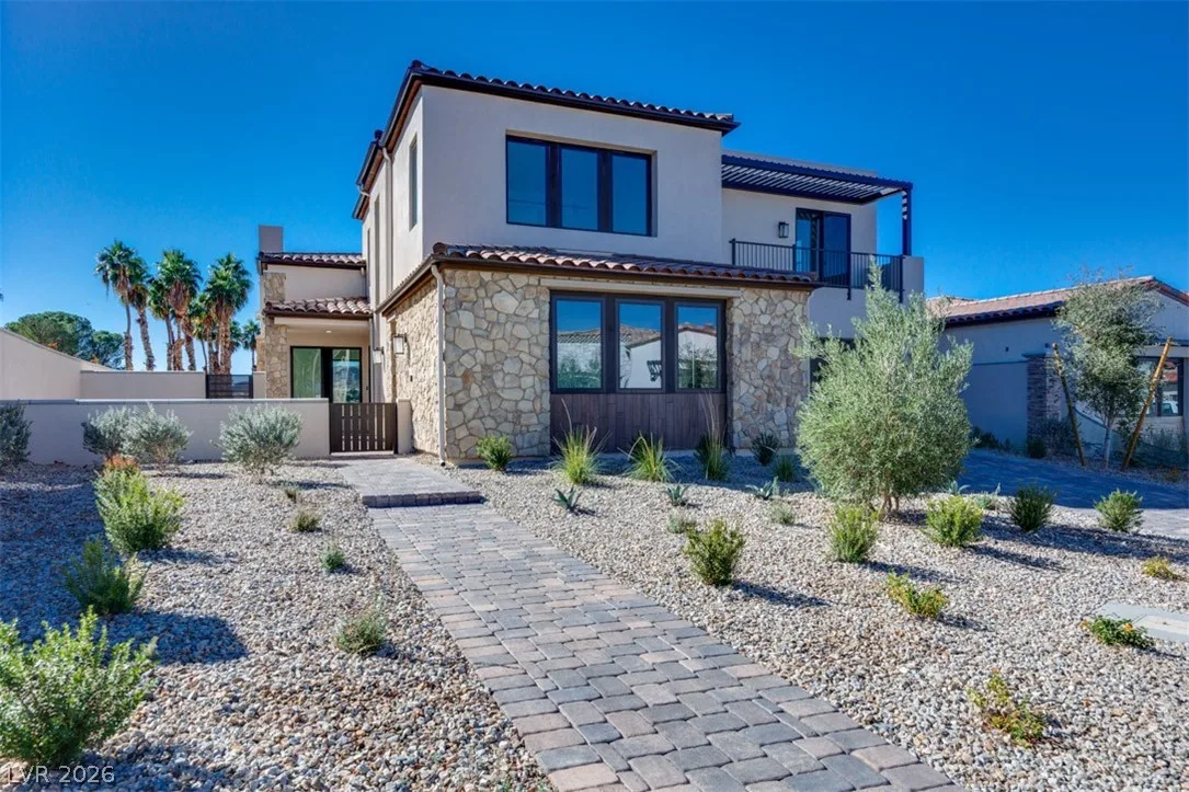 45 Bellissima Lago Court — photo 3 of 42