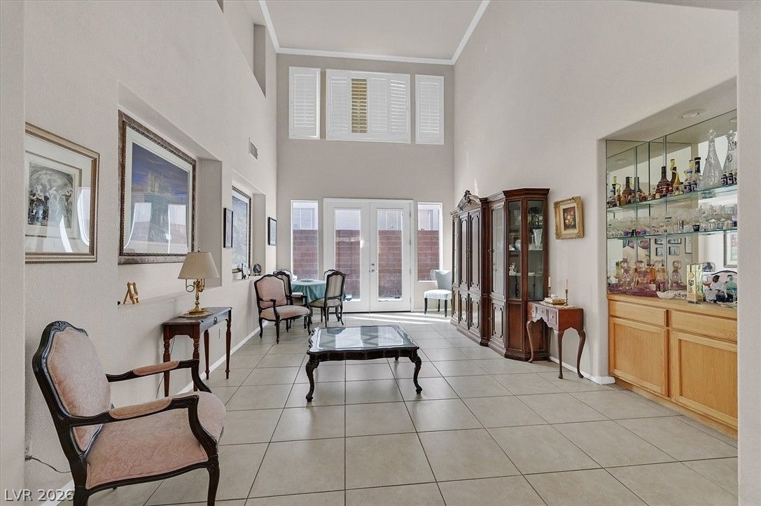 10105 Shore Pine Avenue — photo 3