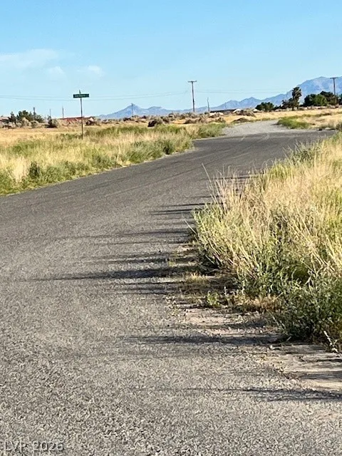 2300 East Ambush Street — photo 3