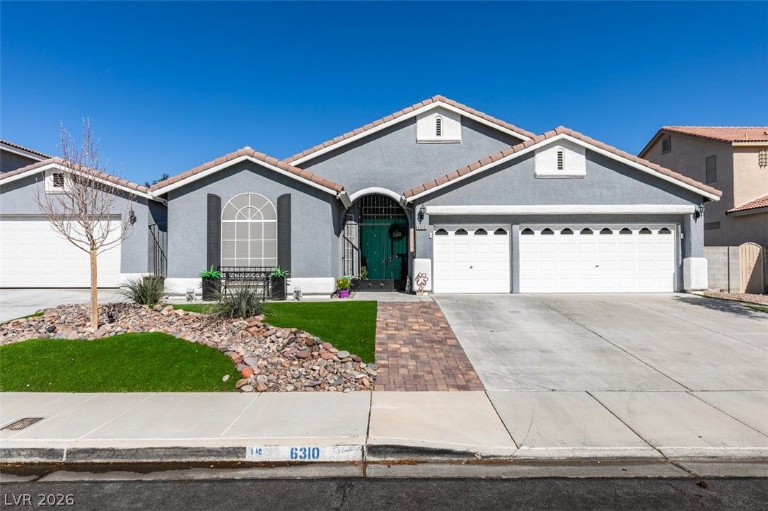 6310 West Azure Drive — photo 4