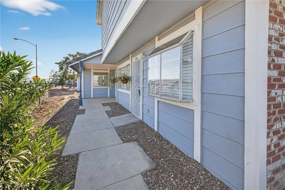 5330 Rod Court 102 — photo 3