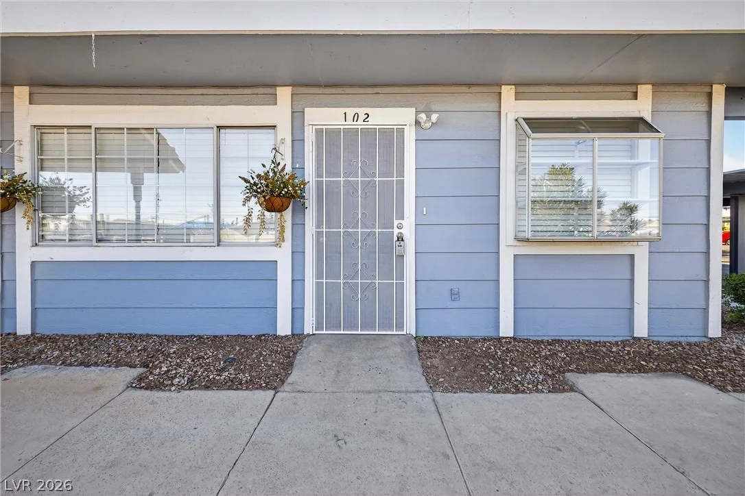 5330 Rod Court 102 — photo 4