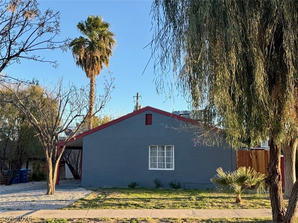 Photo 25