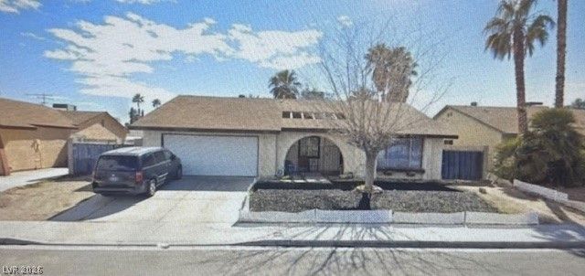 5175 Palmyra Avenue — photo 2
