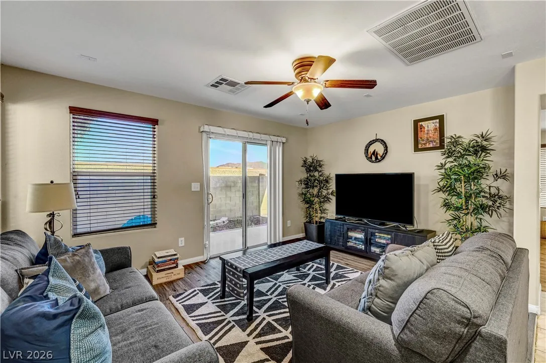8944 Ryan Creek Avenue — photo 5