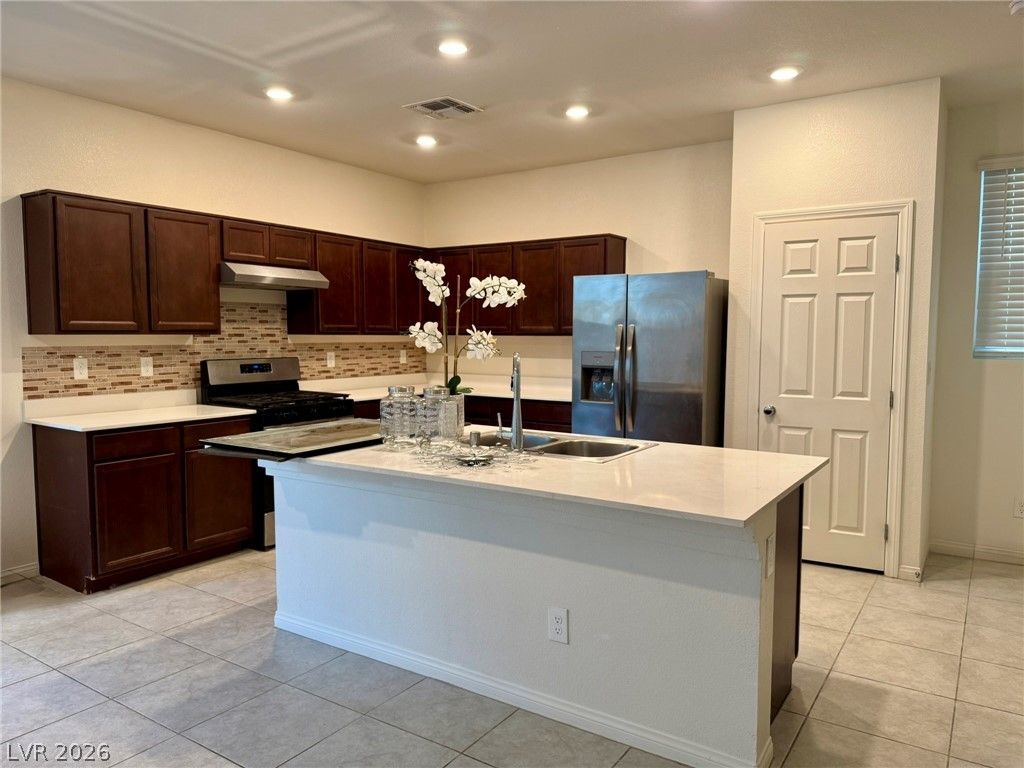 6999 Bard Avenue — photo 3