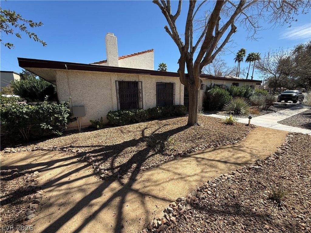 2806 San Martin Court — photo 2