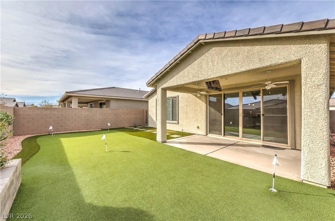 2407 Arrington Avenue — photo 2
