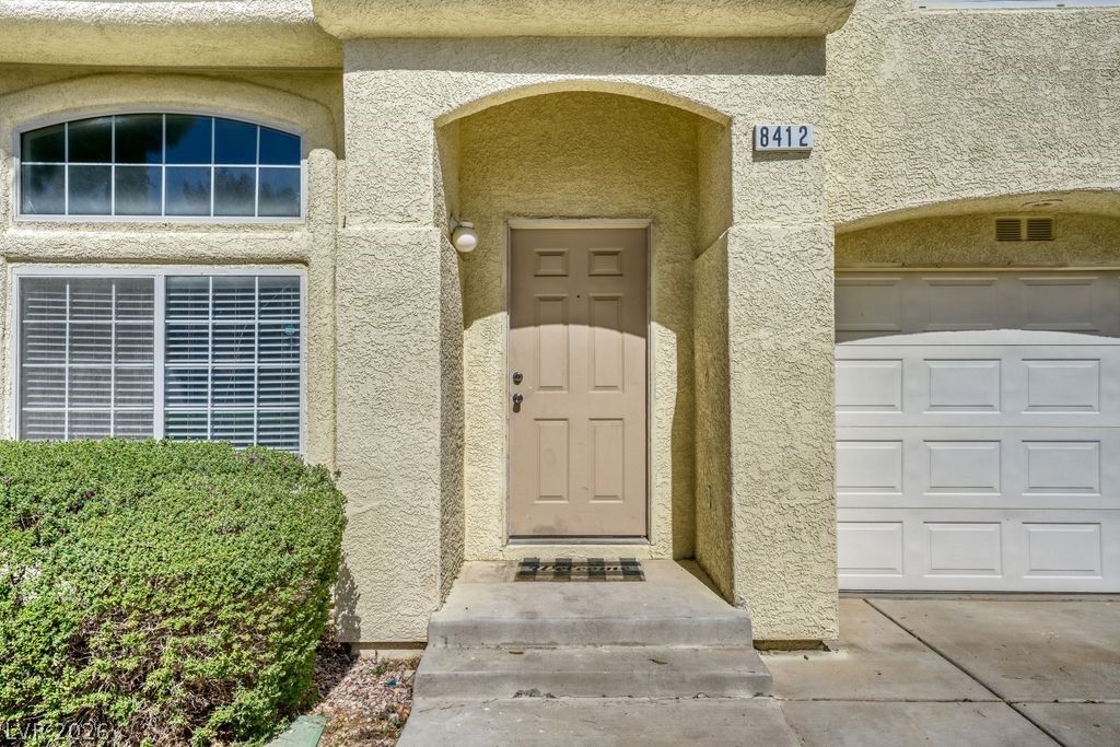 8412 Blue Island Avenue — photo 4 of 34