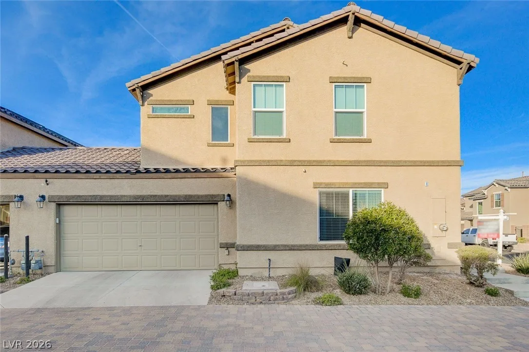 1045 Spotted Saddle Street — photo 2