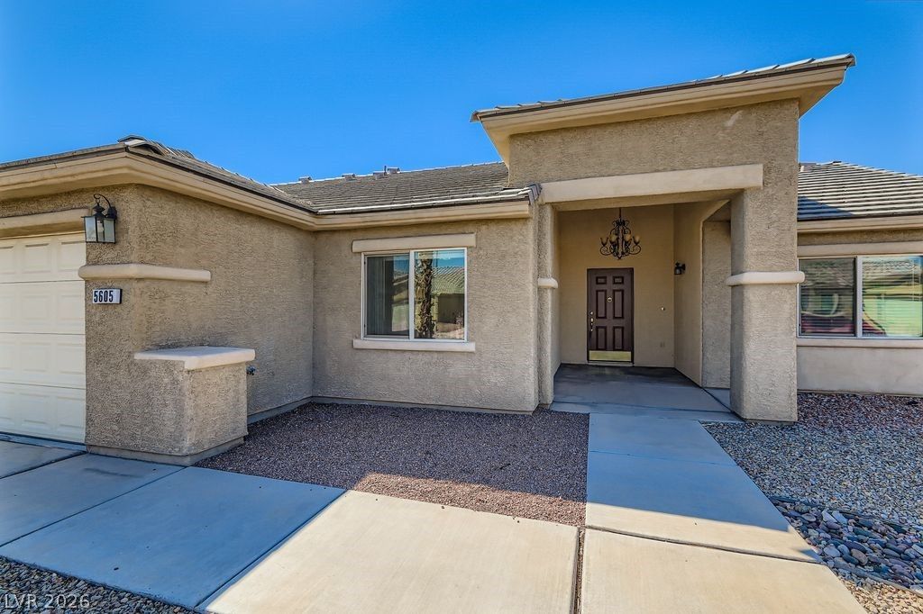 5605 Estrella Mountain Court — photo 3 of 35