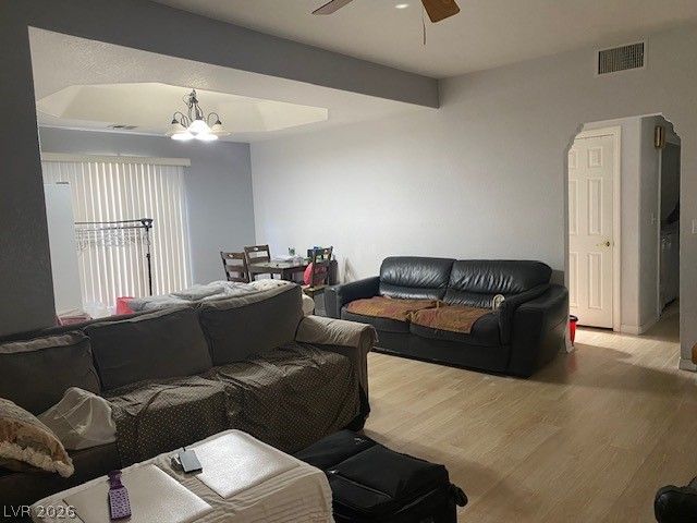 1415 Santa Margarita Street C — photo 5 of 20