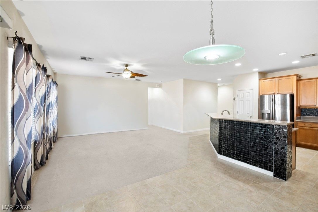 6168 Forest Pony Avenue — photo 4 of 33
