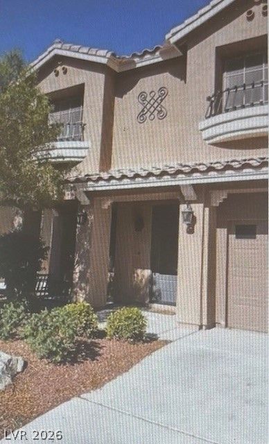9758 Panther Hollow Street — photo 5 of 40
