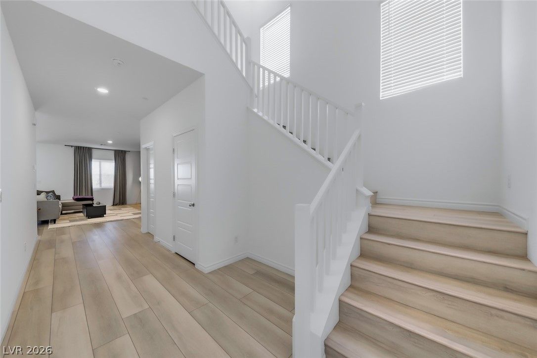 290 Robson Ridge Lane — photo 4