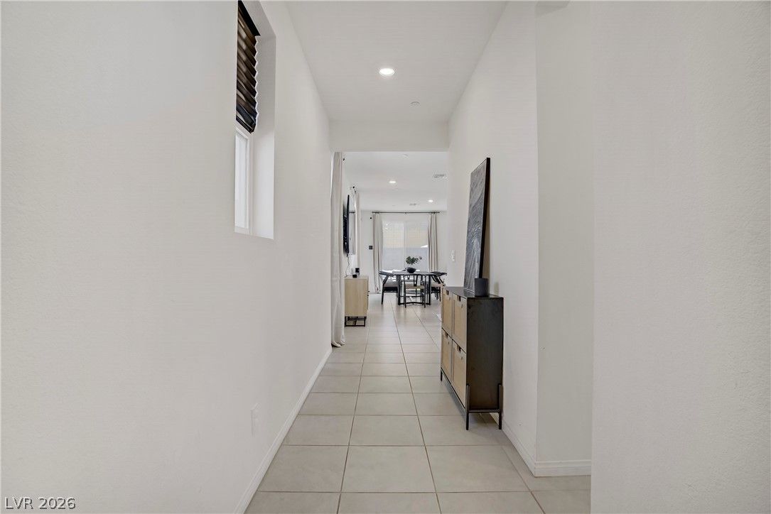 5692 Tinar Street — photo 2