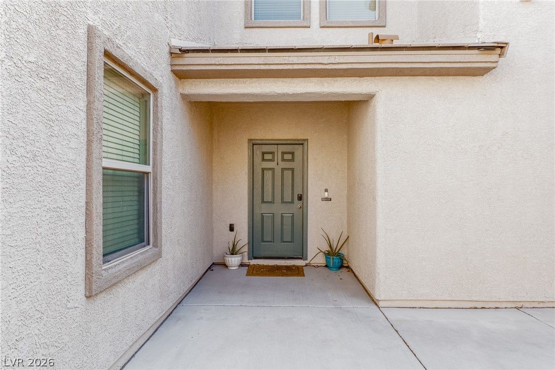 4464 Penguin Avenue — photo 2 of 25