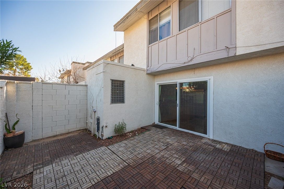 618 Rolling Green Drive — photo 4