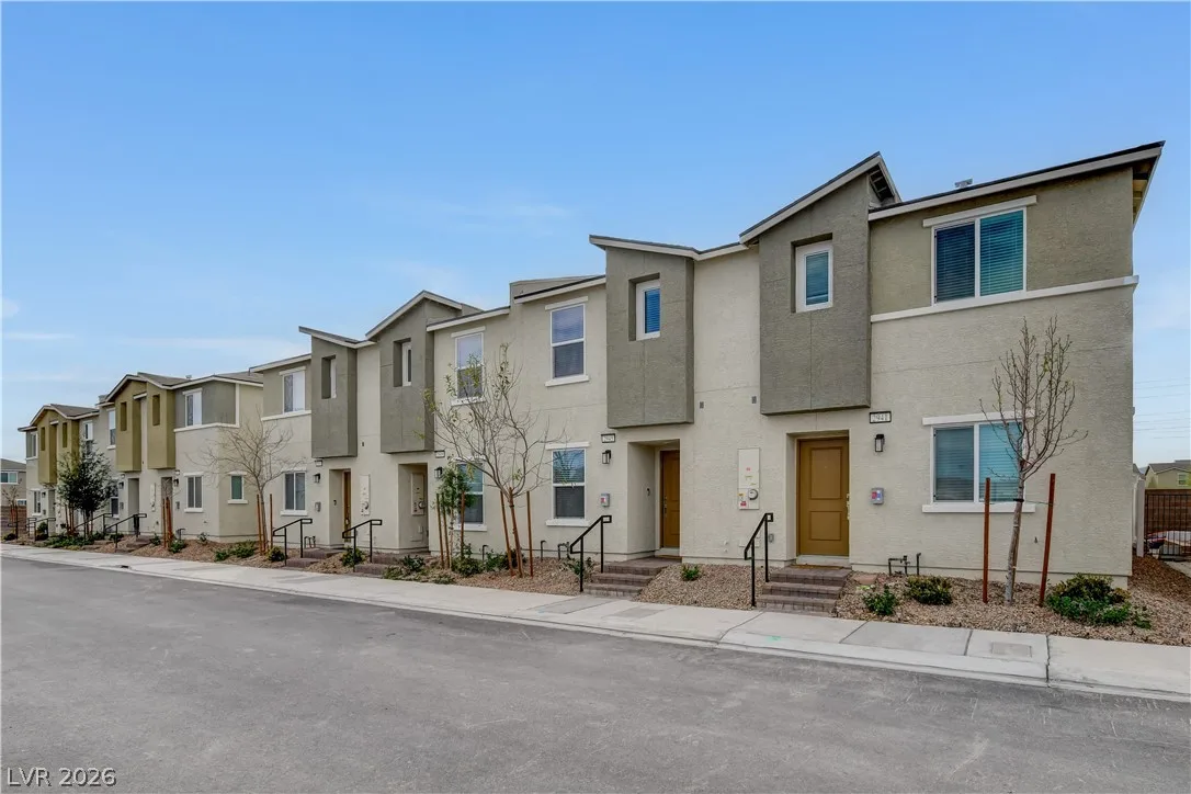 2945 White Selzter Court — photo 4