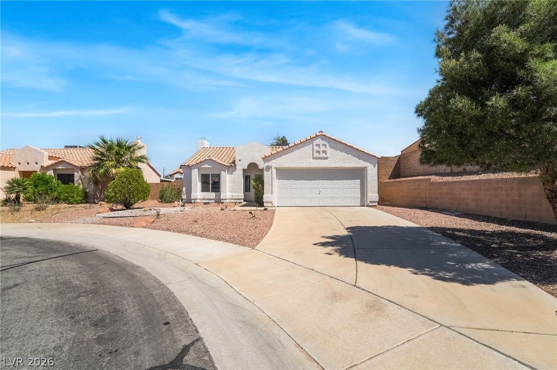 802 Mesa Pine Court — photo 2 of 26