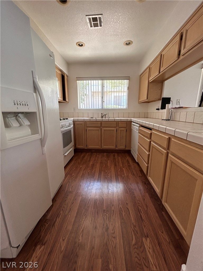 2207 Camel Mesa Drive — photo 5