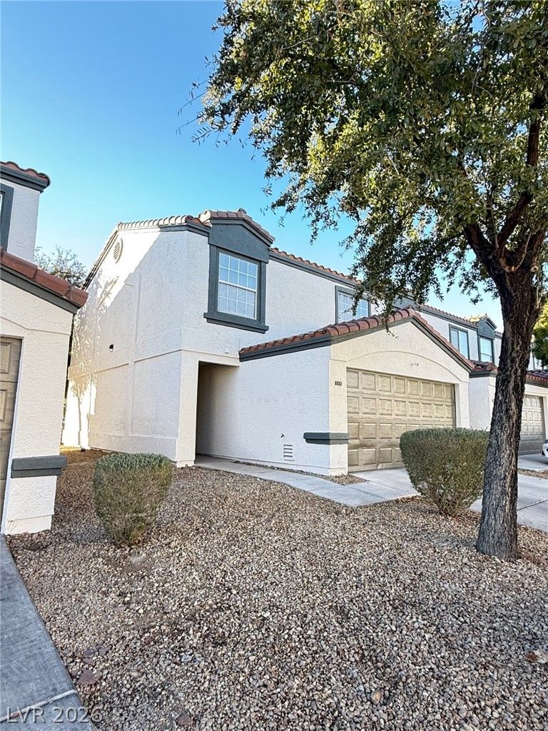 5330 East Charleston Boulevard 113 — photo 2