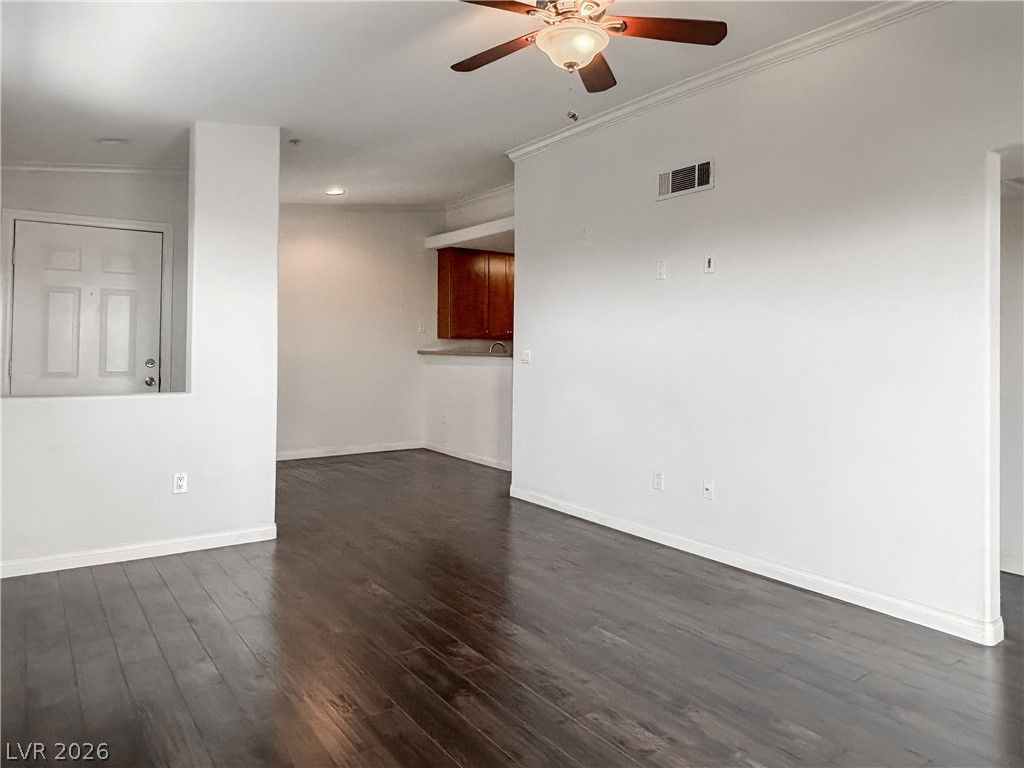 4400 South Jones Boulevard 3086 — photo 3