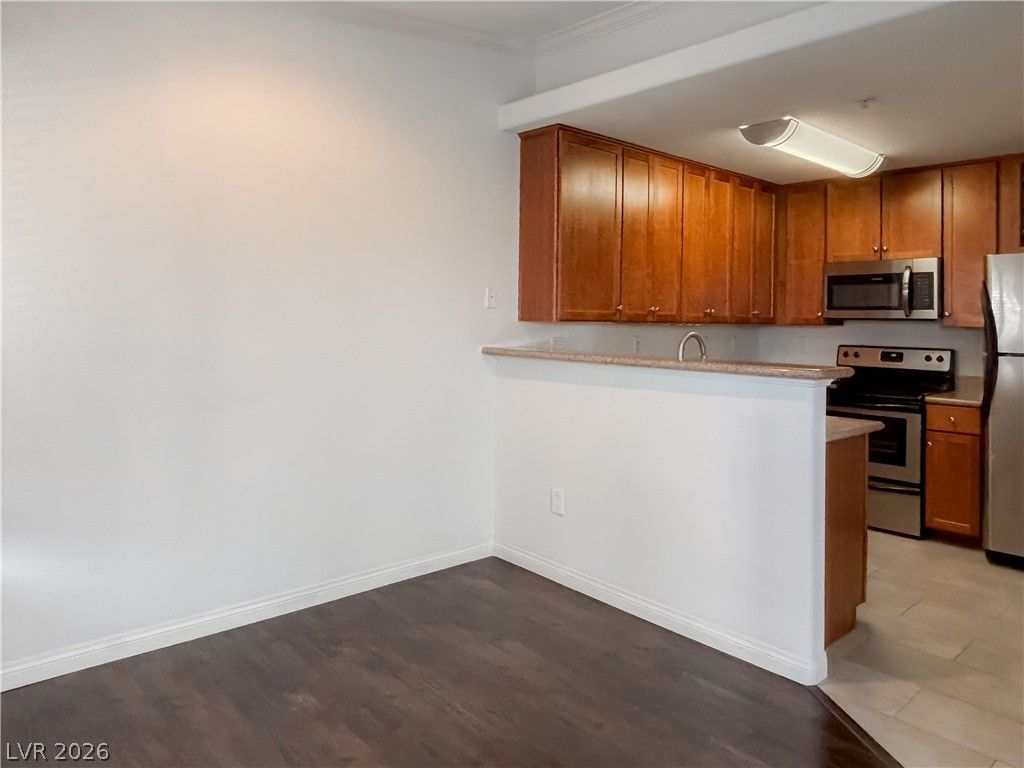 4400 South Jones Boulevard 3086 — photo 4