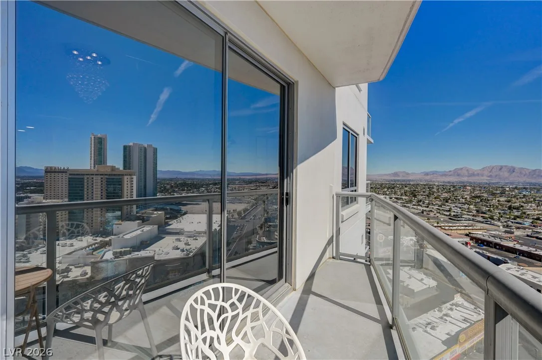 200 West Sahara Avenue 2307 — photo 2
