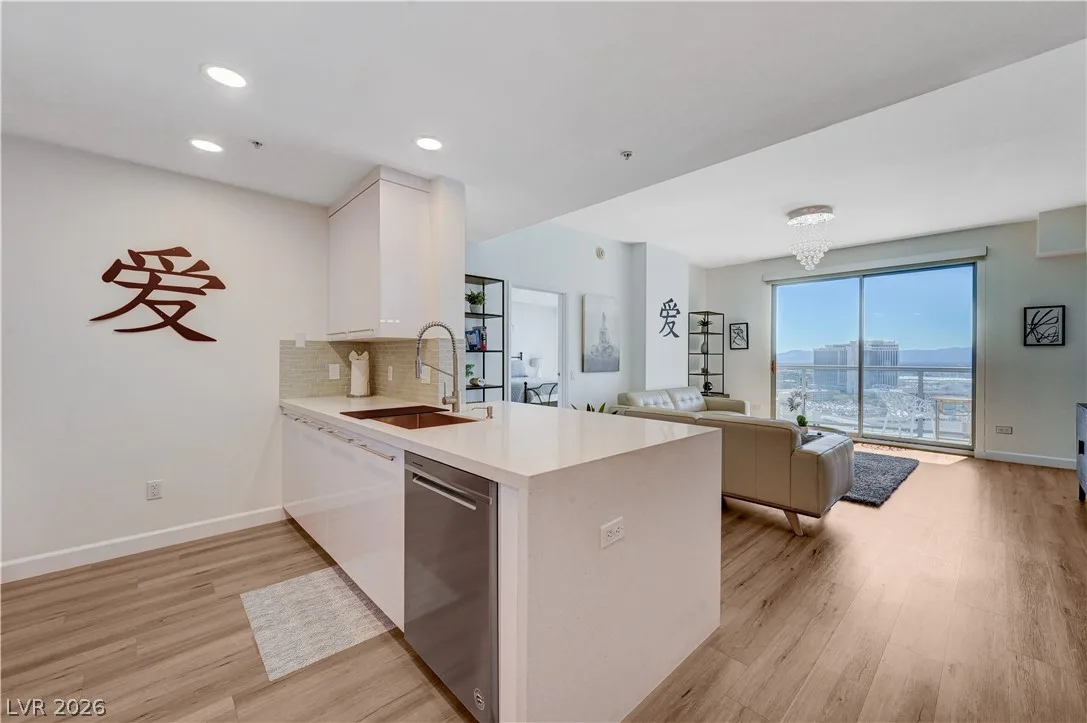 200 West Sahara Avenue 2307 — photo 3