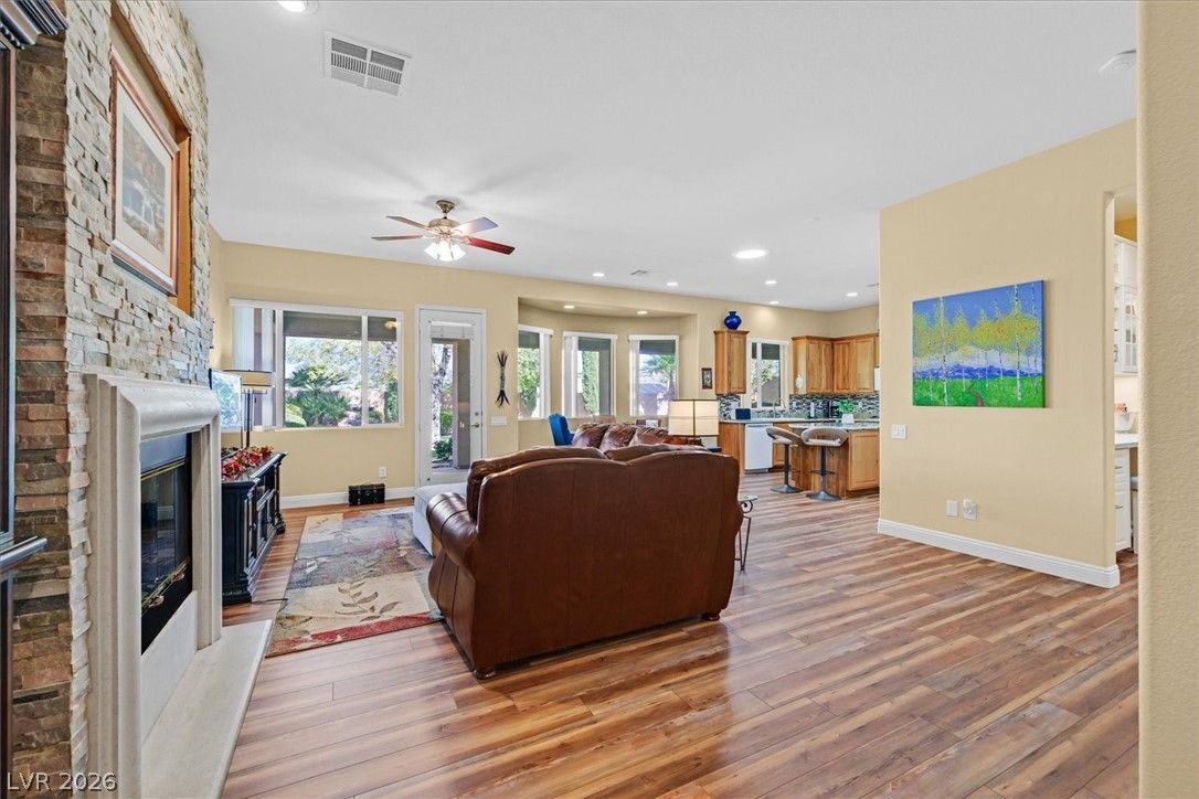 2470 Blair Castle Street — photo 3 of 35