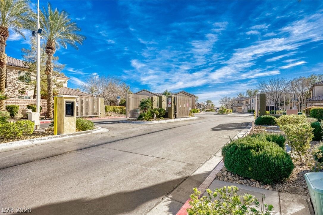 6675 Caporetto Lane 104 — photo 4