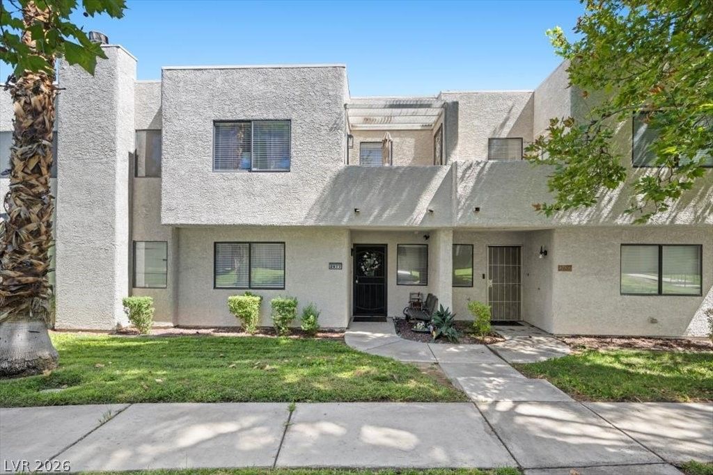 2677 Ruthe Duarte Avenue — photo 2
