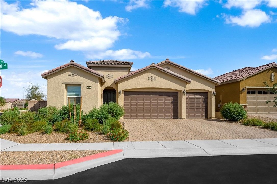 602 Desert Bluebell Court — photo 1 of 48