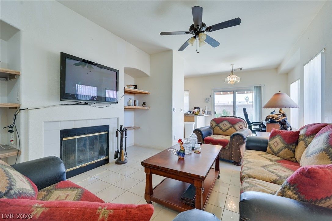 5811 Golden Wing Street — photo 5