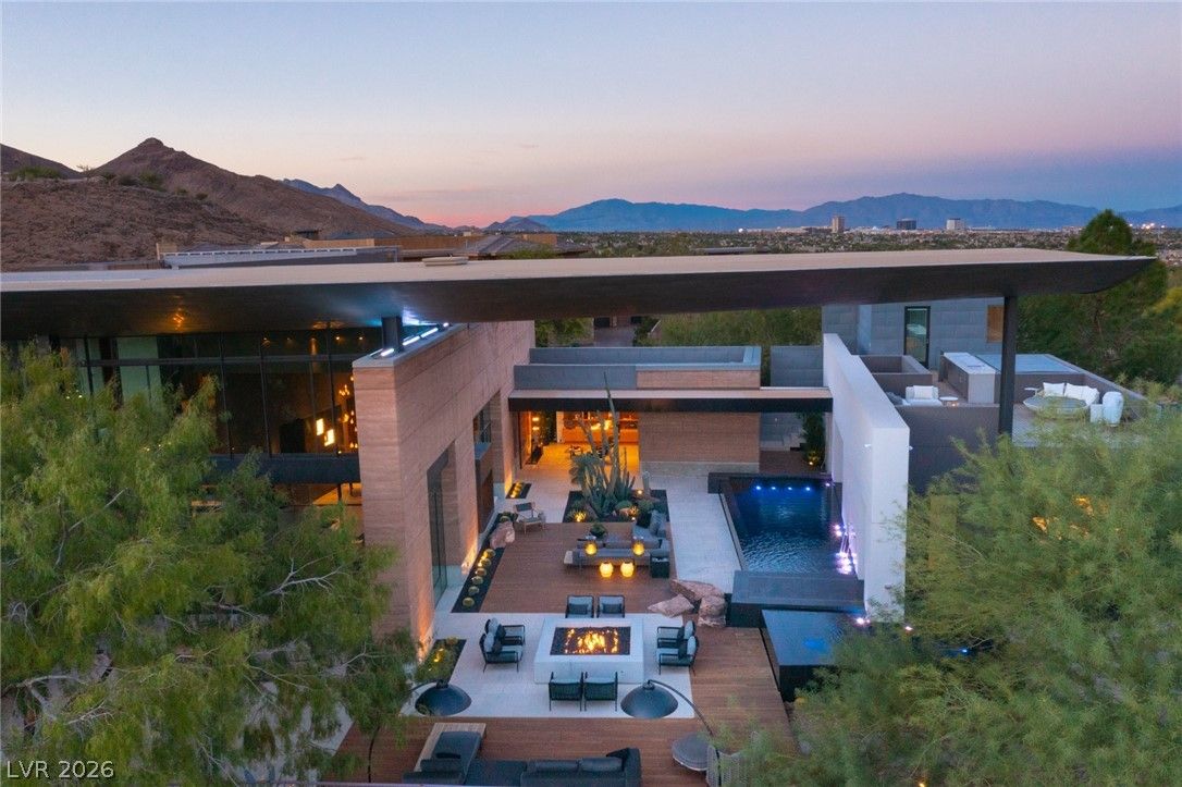 7 SABLE RIDGE Court — photo 2