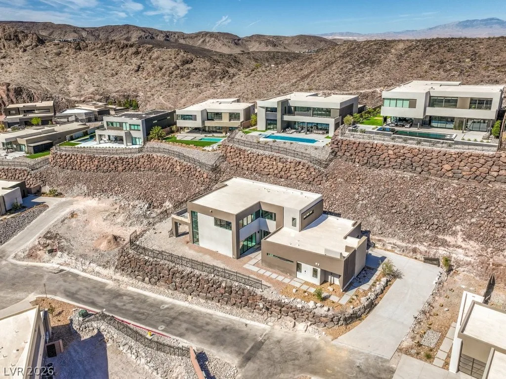 619 Dragon Mountain Court — photo 3