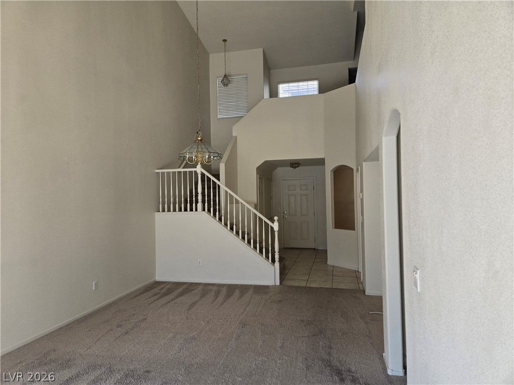 10185 Birch Bluff Lane — photo 5 of 12