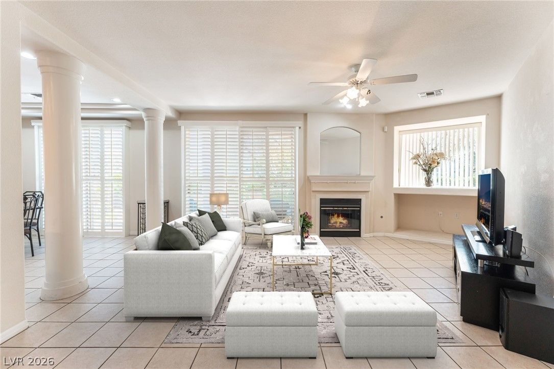 804 Dana Hills Court 102 — photo 4 of 32