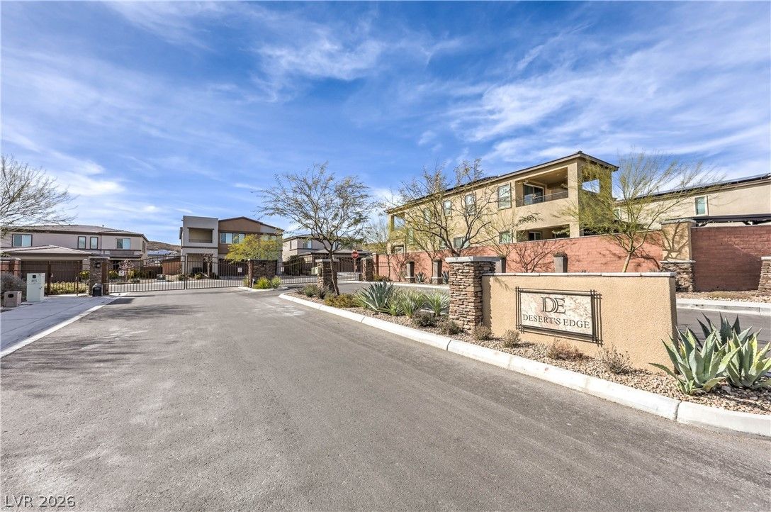 10089 Desert Azure Street — photo 2