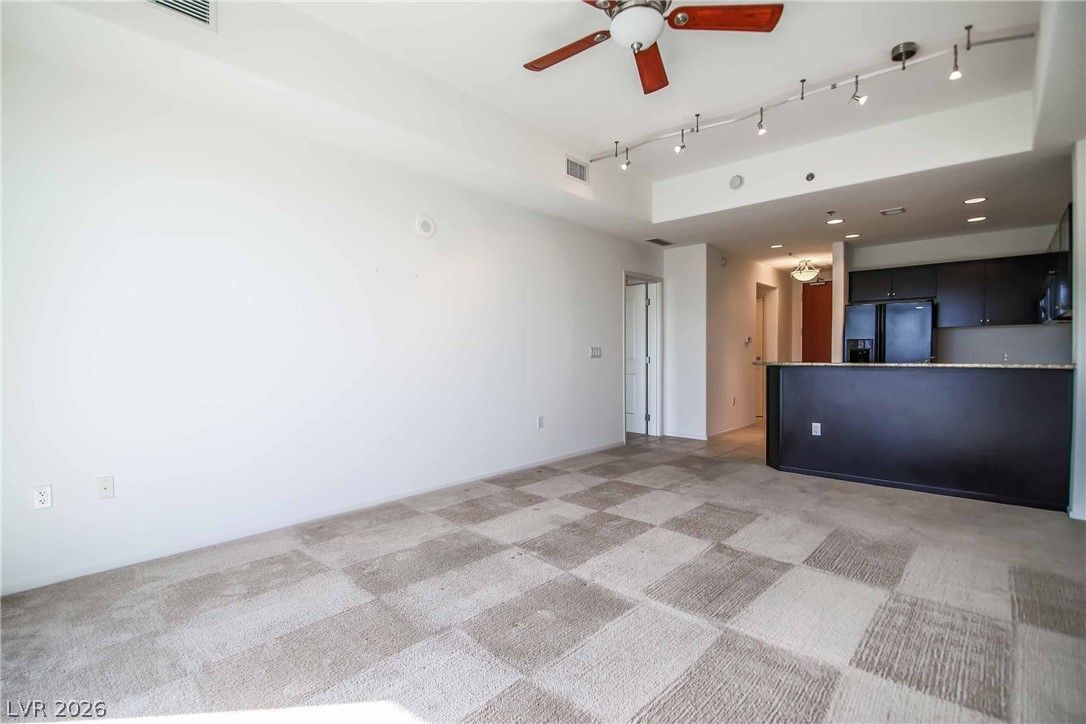 8255 Las Vegas Boulevard 819 — photo 5