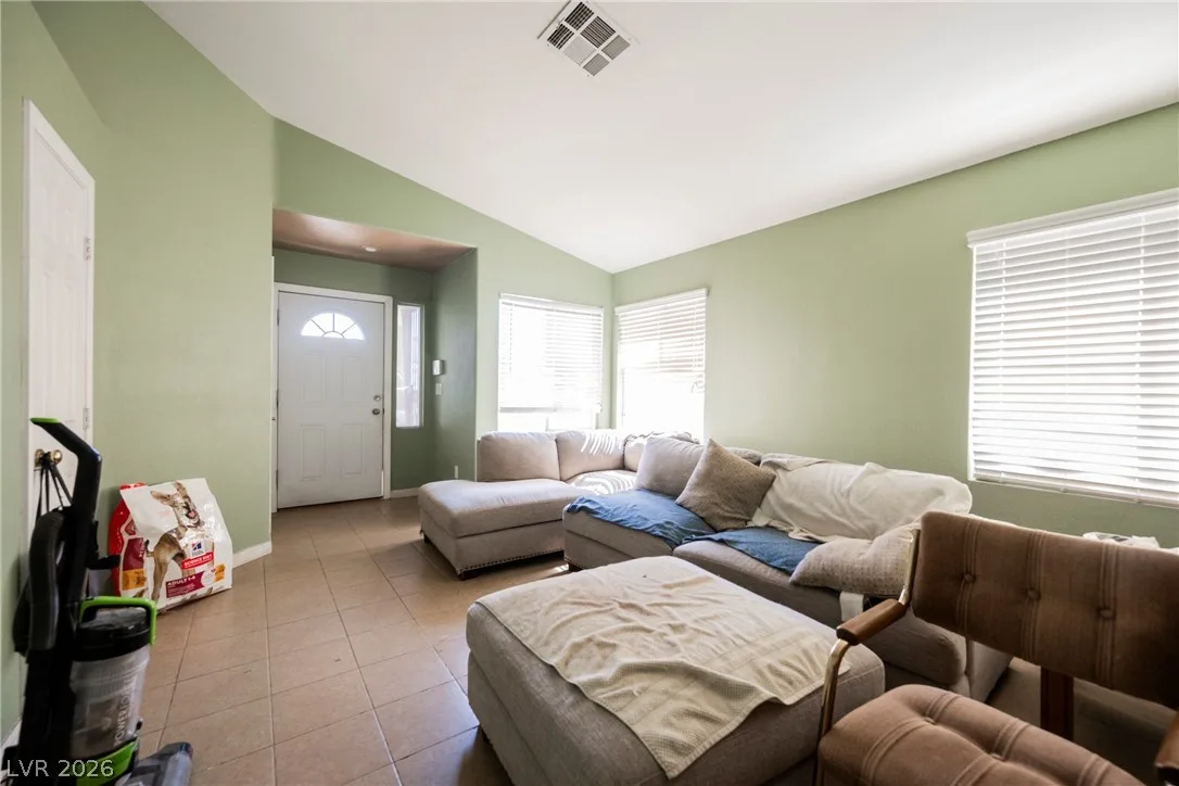 4435 Willowhill Court — photo 3