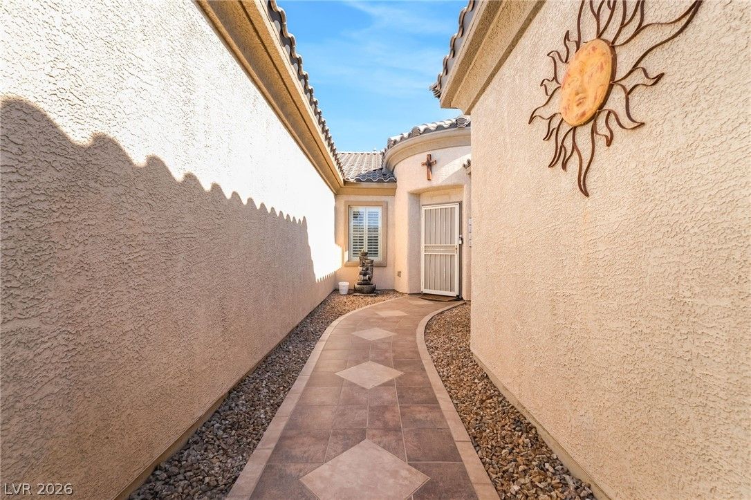 5536 Criollo Drive — photo 4