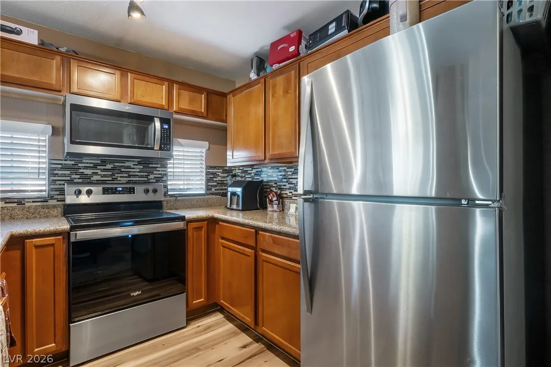 2111 Sealion Drive 105 — photo 3