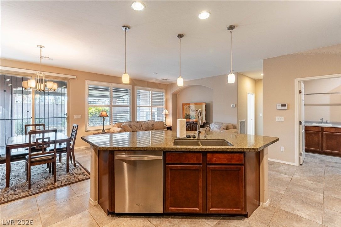 5749 Pleasant Palms Street — photo 4