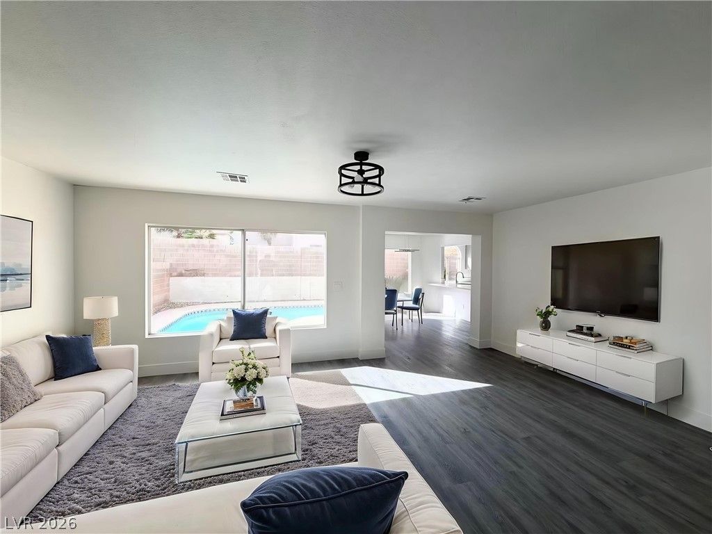 261 Delfino Way — photo 5 of 31