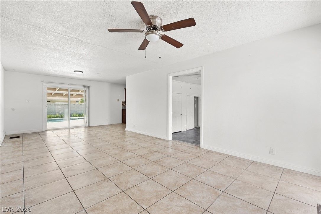 2909 Merritt Avenue — photo 4