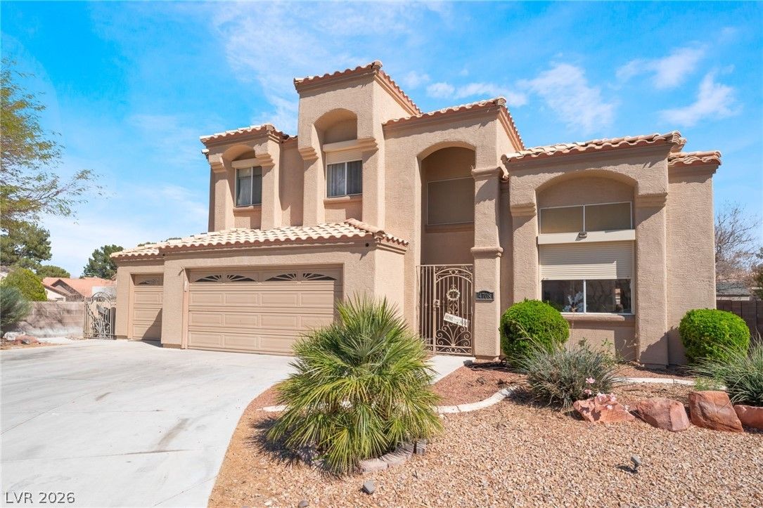 4708 Royal Sunset Court — photo 2